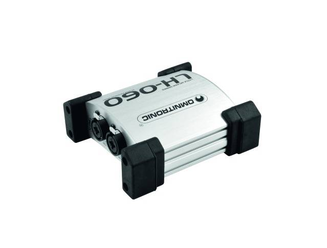 Un objet rectangulaire argenté portant l'inscription 'Omnitronic LH-060'. Appareil doté de deux connexions, probablement un répartiteur audio.