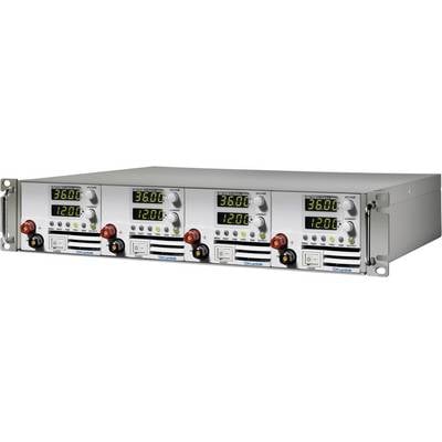 Un rack contenant quatre appareils électroniques, chacun doté d'un affichage numérique pour la tension et l'intensité du courant. Les commandes et les connexions sont visibles à l'avant.