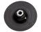 Un disque en plastique noir avec un élément central à écrou hexagonal ; utilisé pour la fixation ou comme joint d'étanchéité dans les machines.