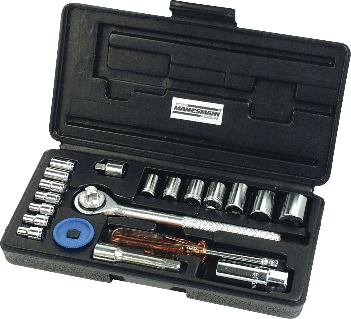 Une mallette à outils contenant différentes clés à douille, une clé à cliquet et des tournevis, adaptée aux travaux mécaniques.