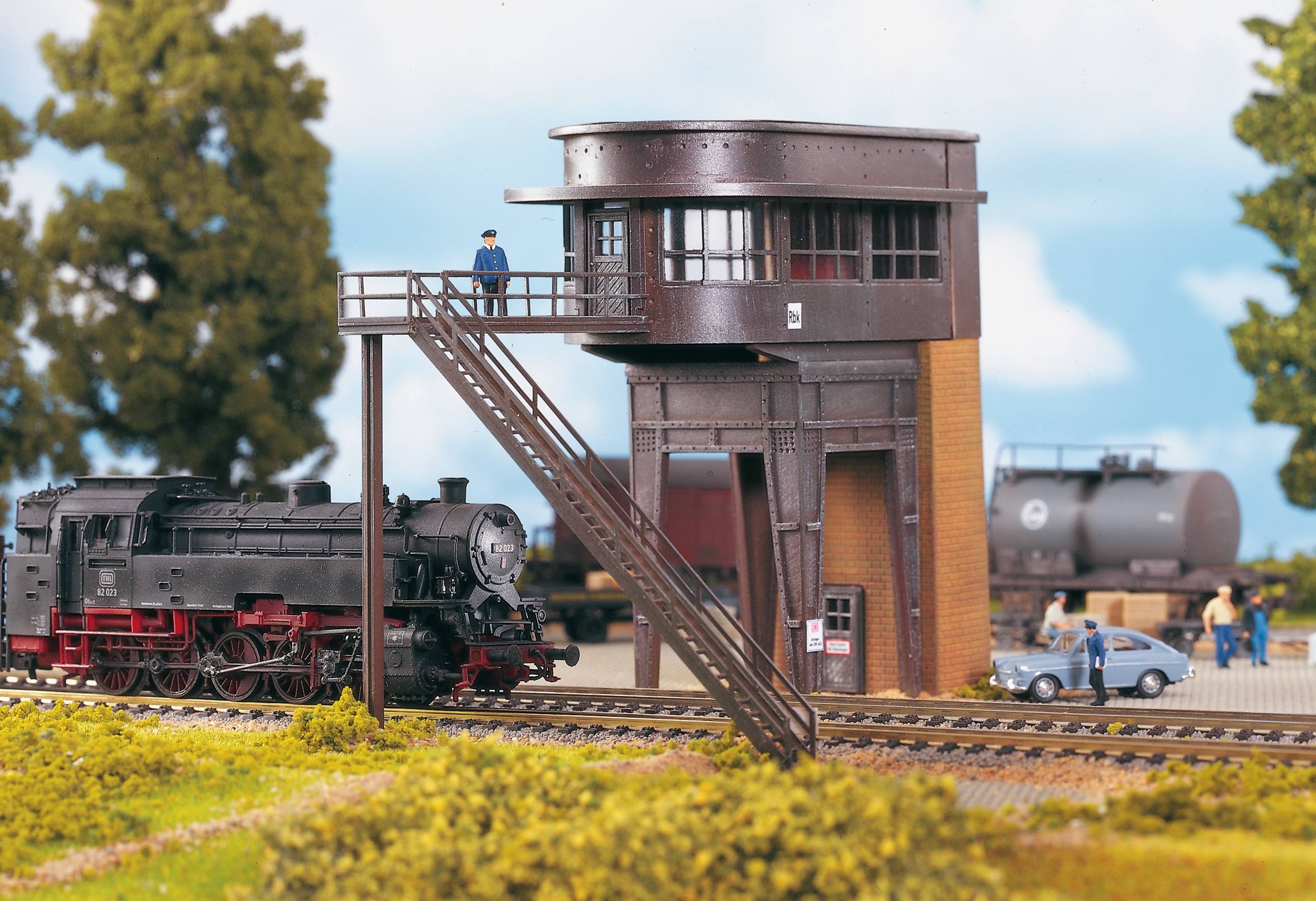 Строения 1 87. Модели Piko 1/87. Диспетчерская Piko 1:87. Ландшафты для ЖД Piko 1-87. Диорама Piko.