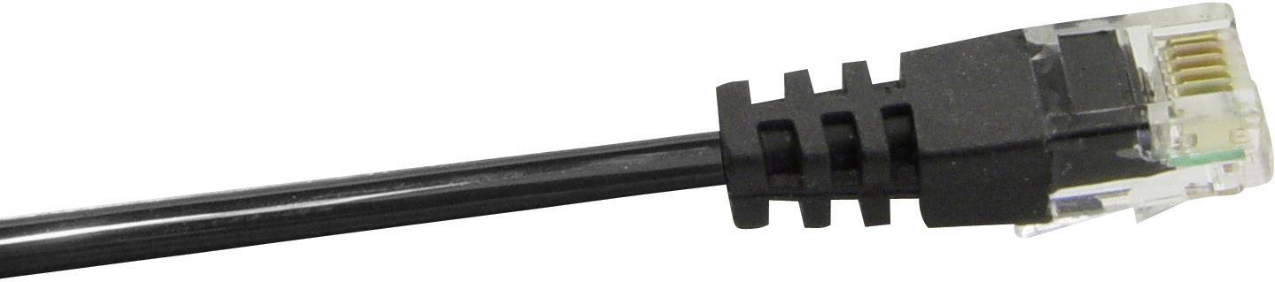 Un câble Ethernet noir avec une fiche RJ-45 à son extrémité.