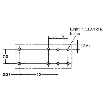 Dessin technique d'un composant rectangulaire avec huit perçages, distances et dimensions indiqués en millimètres.