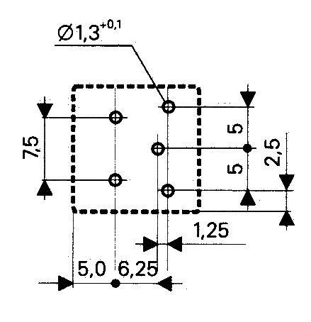 Dessin technique d'un motif de perçage carré avec des dimensions en millimètres, comprenant le diamètre des trous et les espacements.