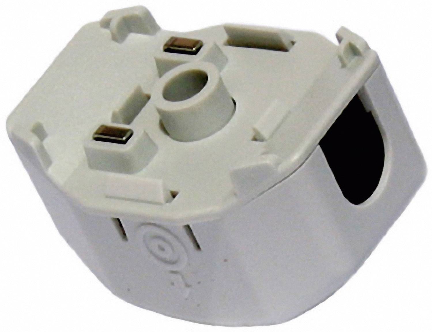 Un adaptateur blanc au design rectangulaire et doté de deux prises. Il est fréquemment utilisé pour l'adaptation de différents types de fiches électriques.