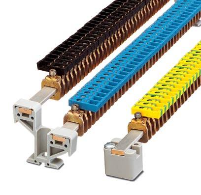 Trois types de barrettes de connexion de différentes couleurs et avec des connecteurs électriques variés.