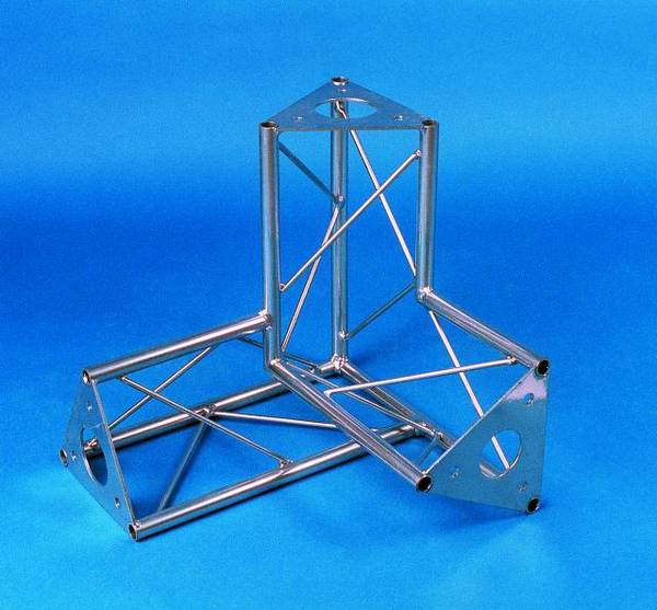 Traverse 3 points coin 3 directions 90 ° Alutruss DECOTRUSS SAL 34
