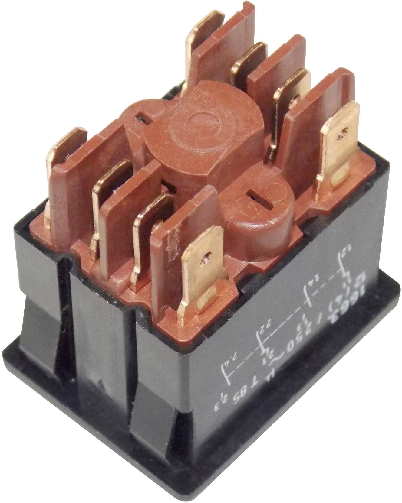Un bloc relais électrique avec plusieurs connexions en cuivre et un boîtier noir. Il est utilisé dans les circuits électroniques.