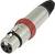 Un connecteur XLR avec un anneau de serrage rouge sur un fond blanc. Il est utilisé pour connecter des microphones et des appareils audio.