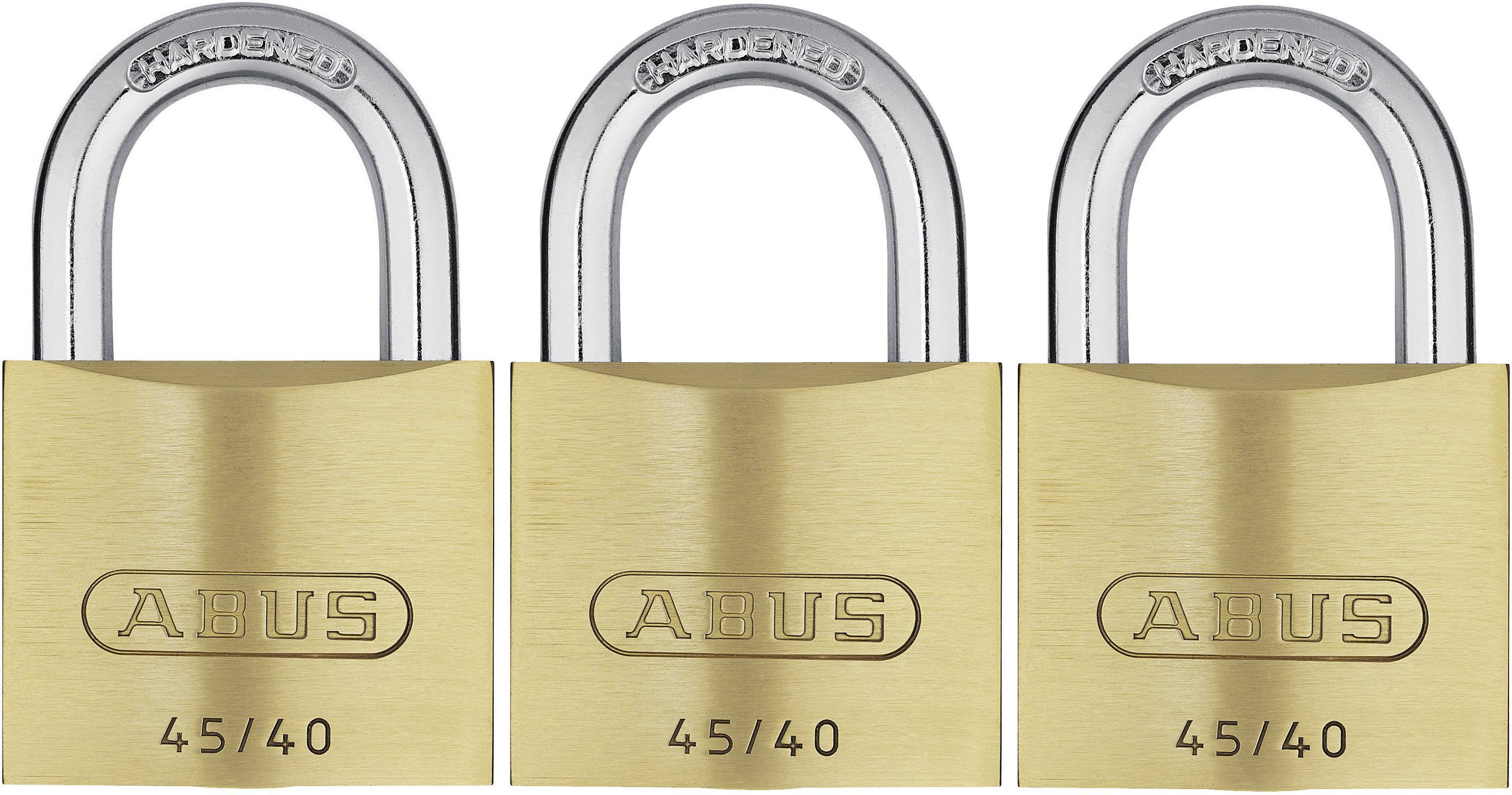 Trois cadenas dorés portant l'inscription 'ABUS 45/40' alignés. Chaque cadenas est doté d'un arceau argenté.