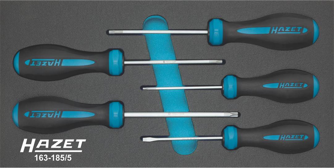 Ensemble de tournevis à 5 pièces de Hazet dans un plateau en mousse. Comprend des tournevis cruciformes et à tête plate avec des poignées bleues.