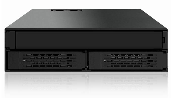 ICY DOCK Backplane MB994IPO-3SB 4 disques SATA/SAS 2"5 +lect-1