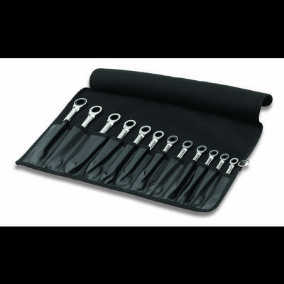 Un étui de rangement déroulant ouvert contenant plusieurs anneaux à clés de différentes tailles. Adapté pour le stockage et l'organisation des outils.