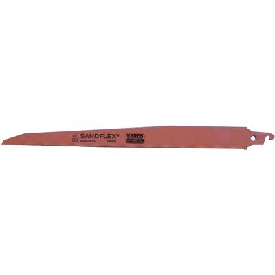 Une lame de scie couleur rouille portant l'inscription 'SANDFLEX'. Elle possède un bord dentelé et une ouverture de fixation sur le côté droit.