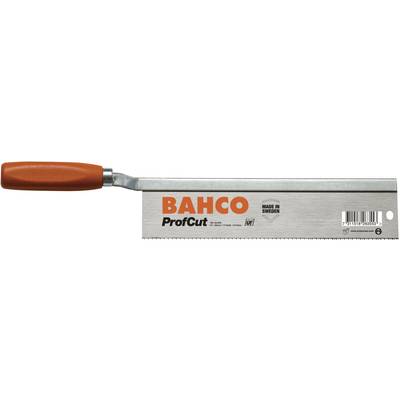 Une scie à main à denture fine avec manche en bois, portant l'inscription 'BAHCO ProfCut'. Fabriquée en Suède. Adaptée pour des coupes précises.