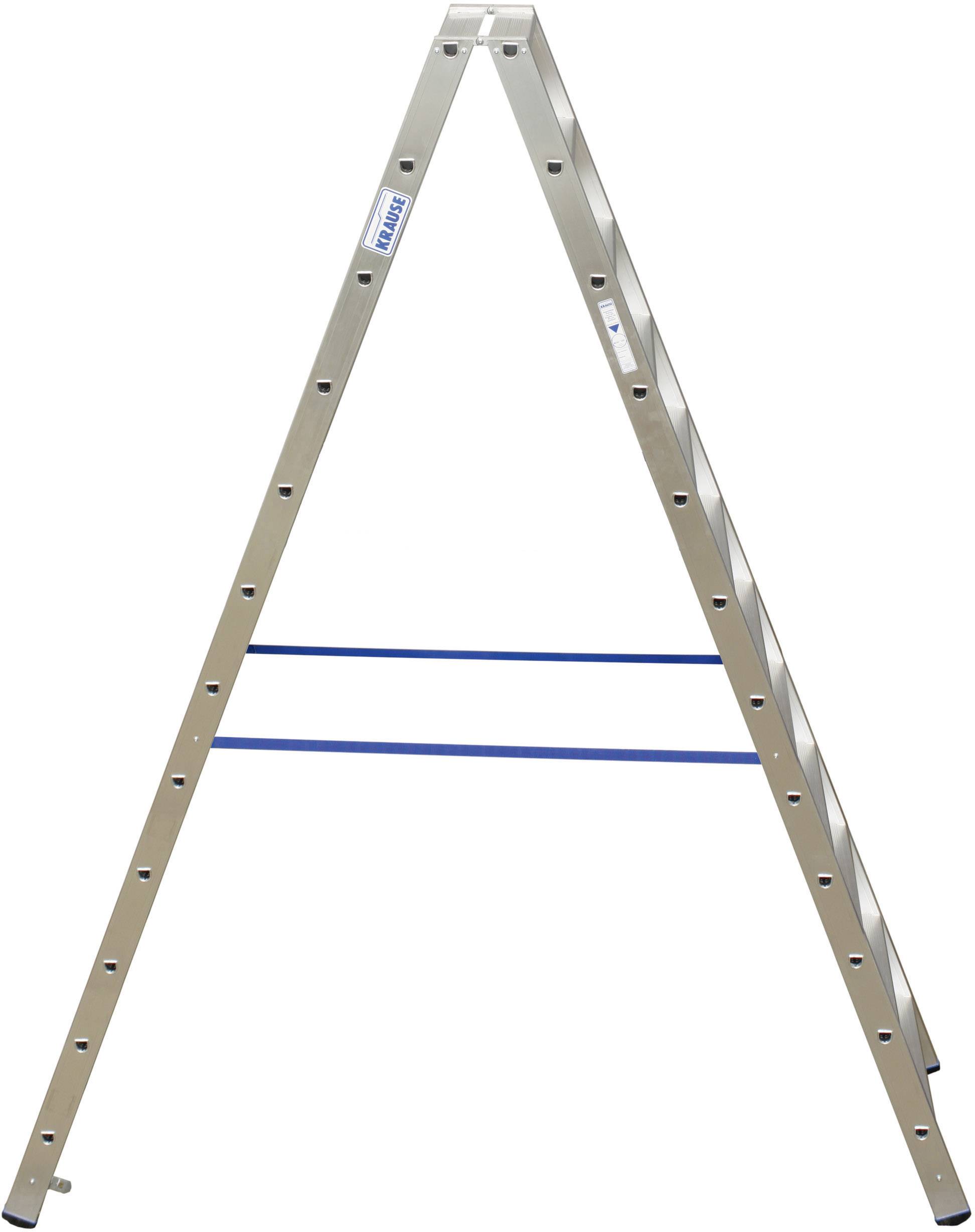 Une échelle en métal argenté en forme de A avec des traverses bleues, dépliée et debout sur un fond blanc.