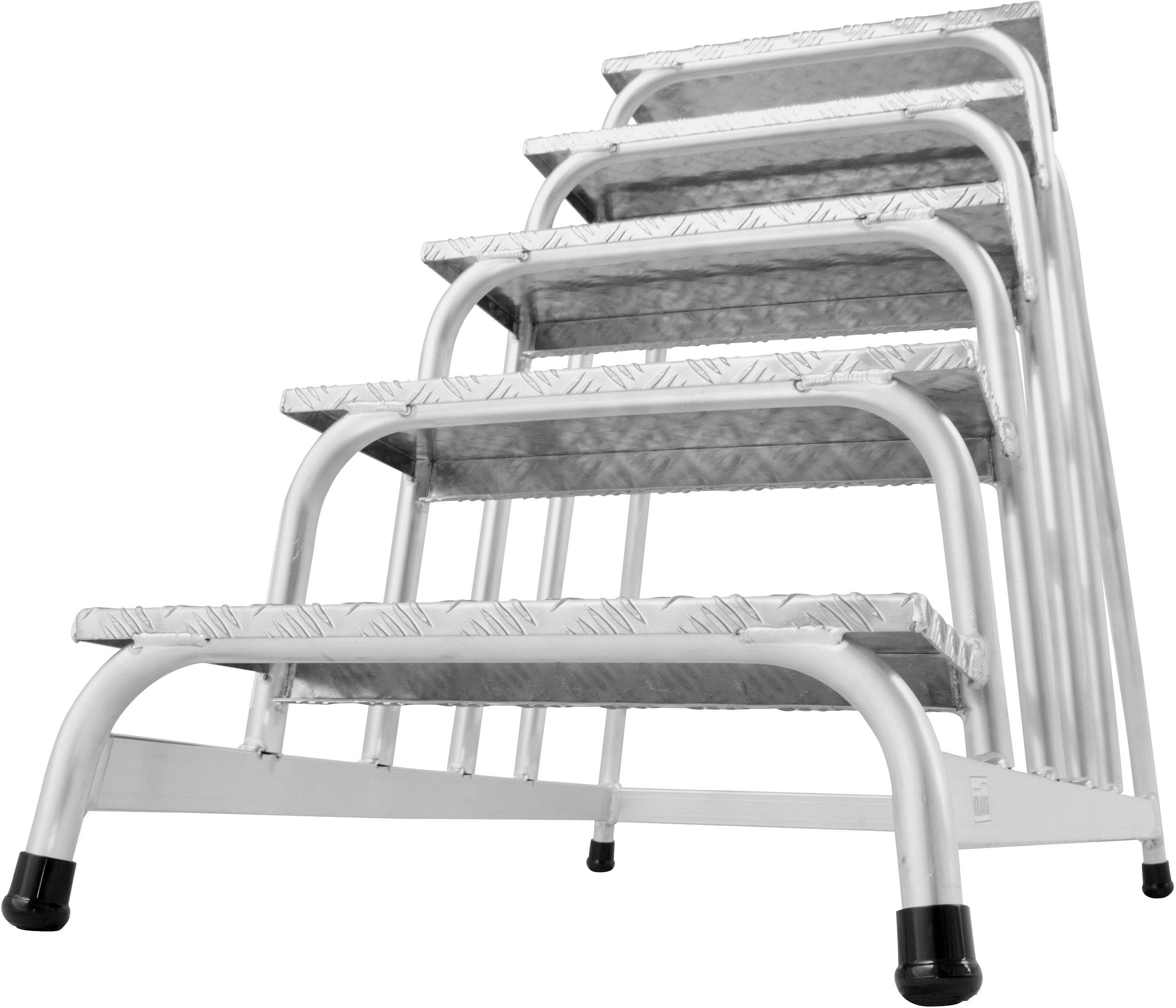 Quatre échelles de plateforme en aluminium empilées de différentes tailles, fabriquées en métal, reposant sur des pieds antidérapants.