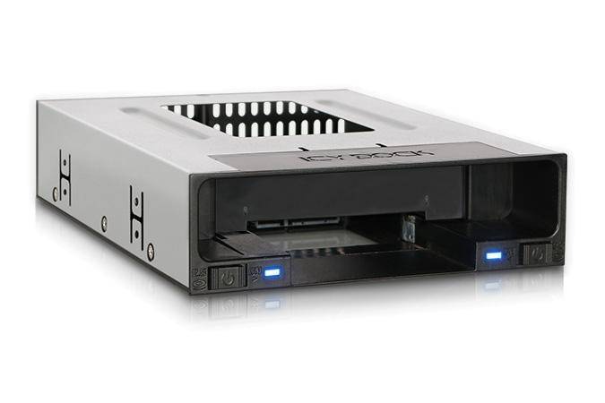 ICY DOCK FlexiDOCK Lecteur disque dur SATA 3,5" et SSD 2,5"-3
