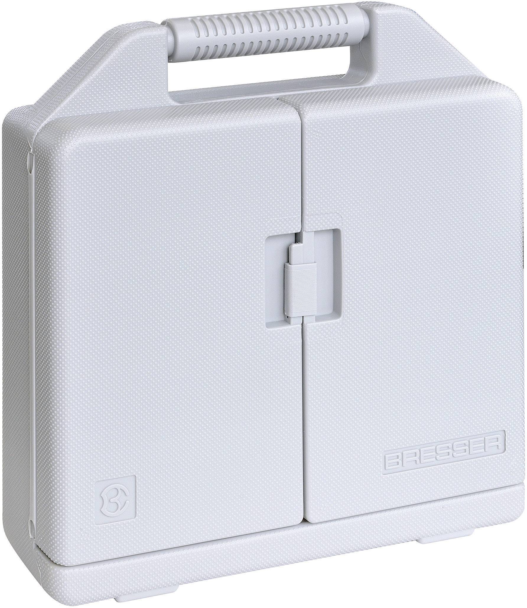 Valise portable avec poignée, fermée ; nom de marque 'Bresser' sur l'avant.