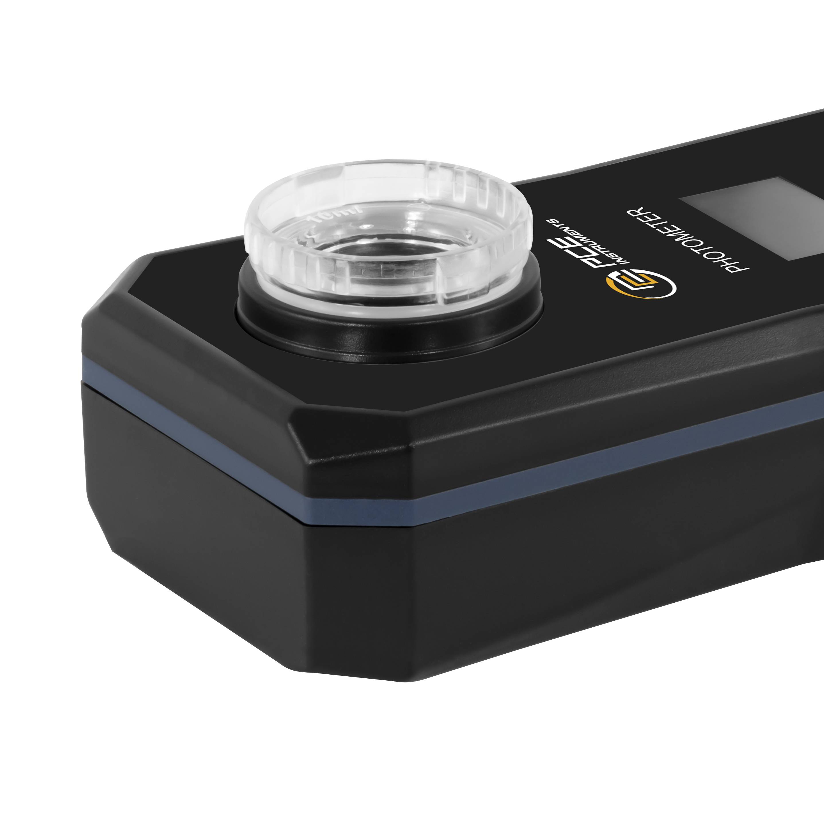 PCE Instruments Appareil de mesure combiné pH, fer, acide cyanurique, concentration en ions chlore-2