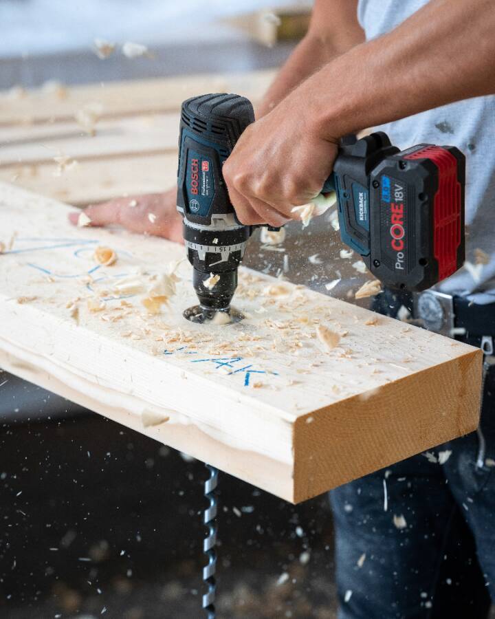 Bosch Professional GSB 18V-150 C solo -Perceuse-visseuse à percussion sans fil sans batterie, sans chargeur, + mallette-2