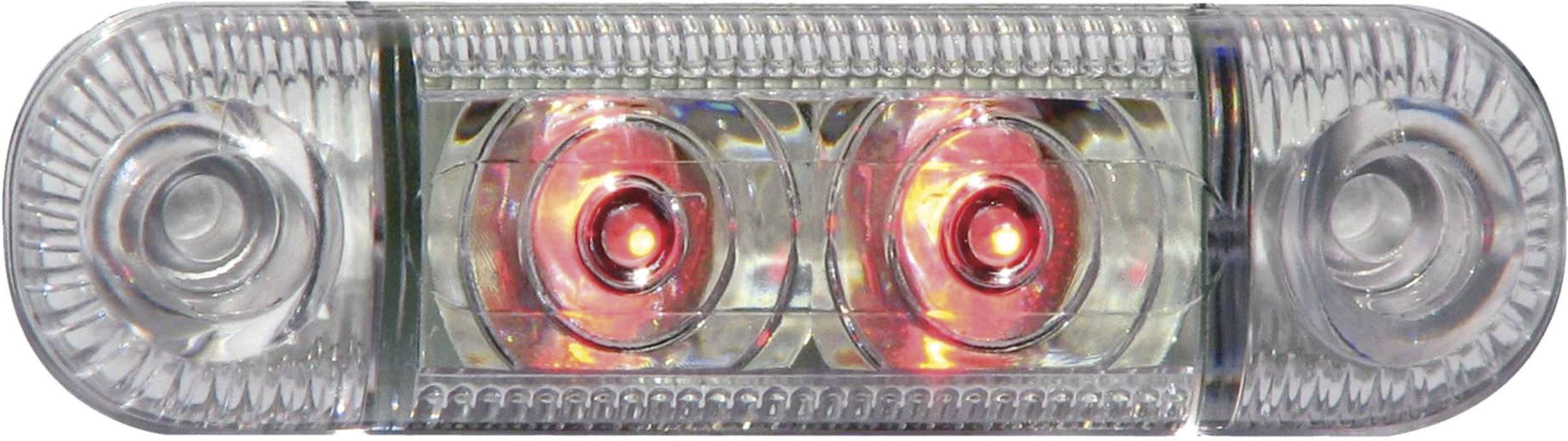 Un feu arrière rectangulaire avec deux LED rouges lumineuses au centre, entouré d'un boîtier en plastique transparent et strié.