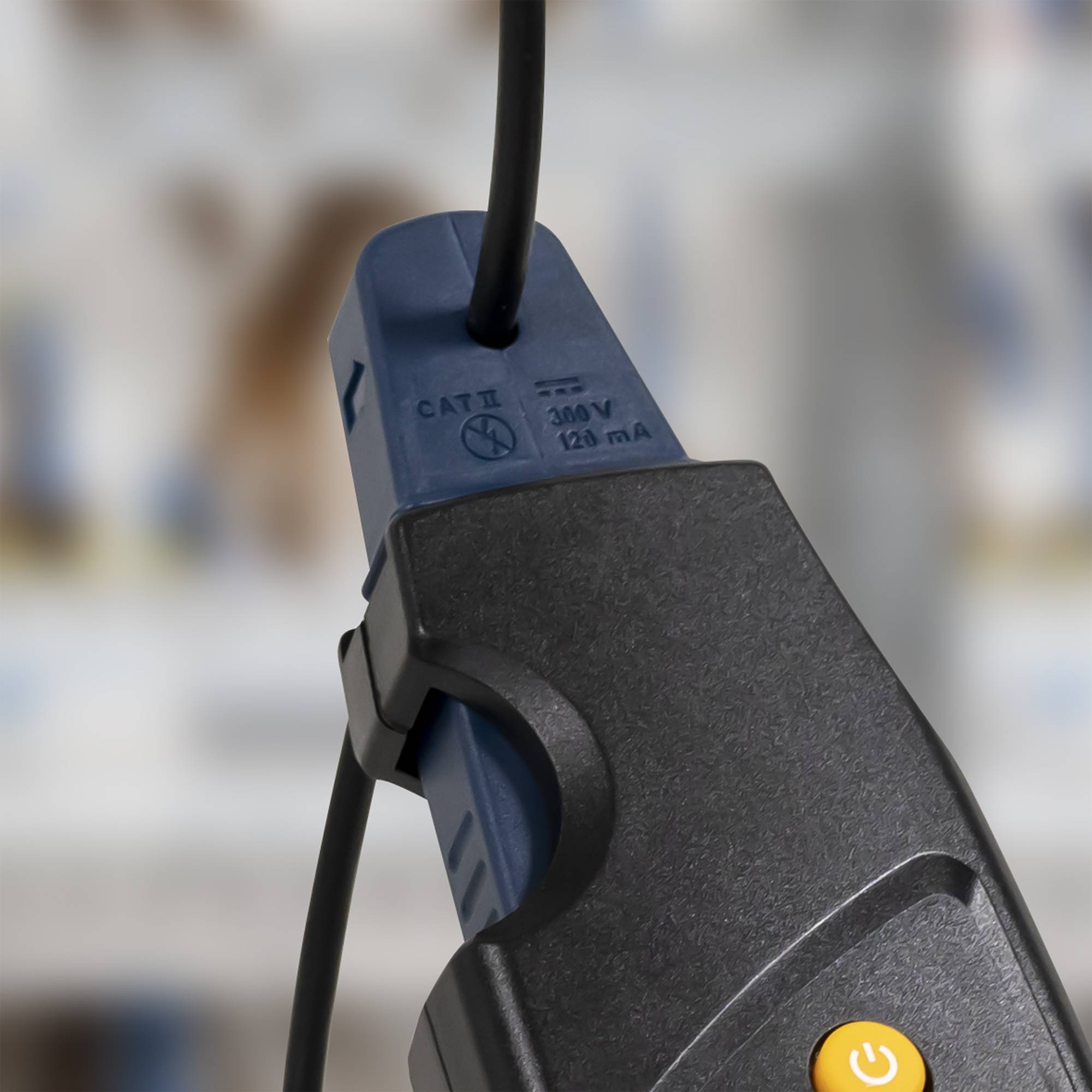 PCE Instruments Pince ampèremétrique numérique fonction de mesure pour auto-1
