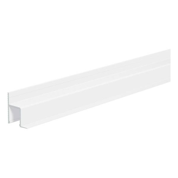 Bande blanche, vue de profil. Section rectangulaire, surface lisse, adaptée à une utilisation décorative ou fonctionnelle sur les murs intérieurs.