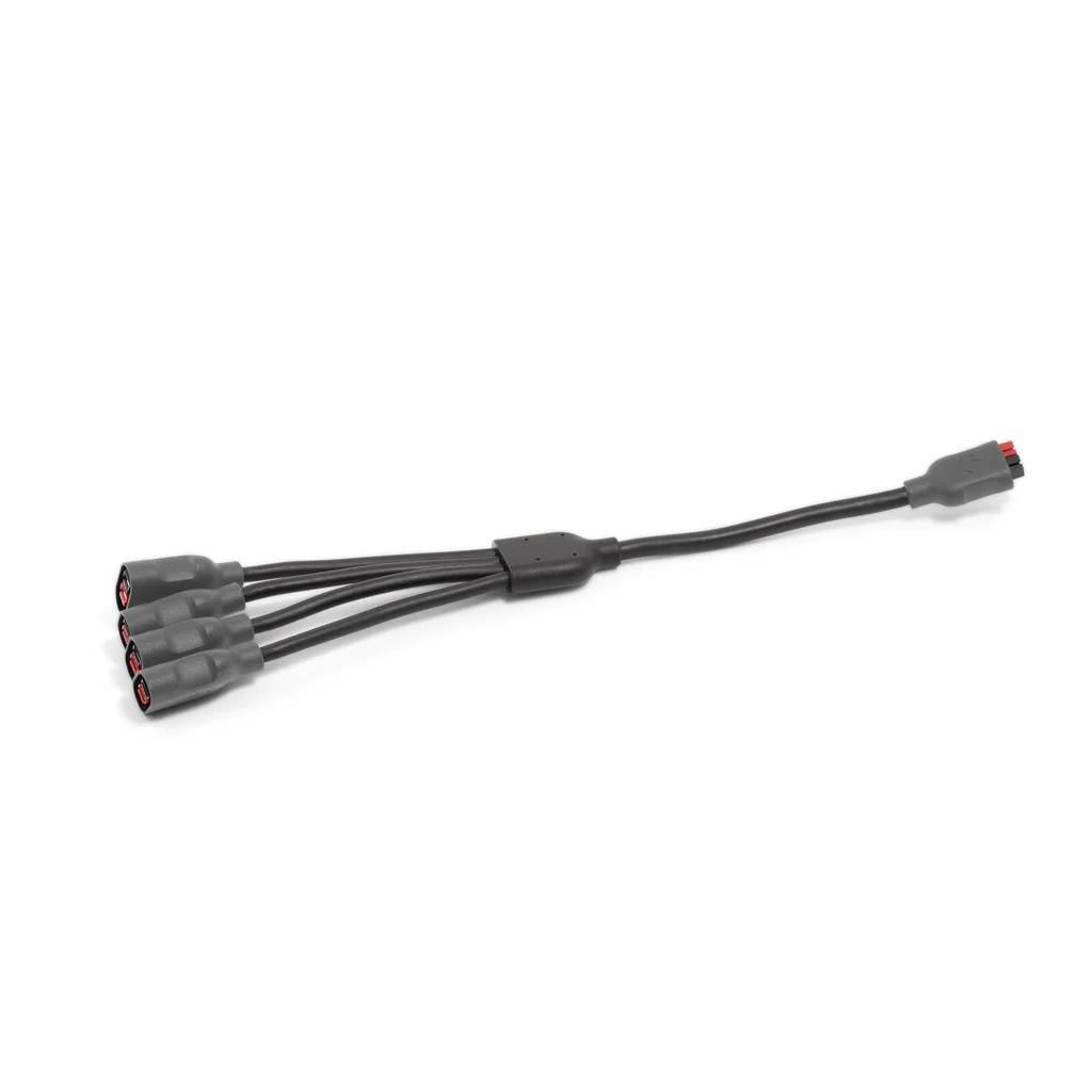 Câble de chaînage 4 Ports Haute Puissance (PHP) vers 1 Port Haute Puissance (PHP)-0