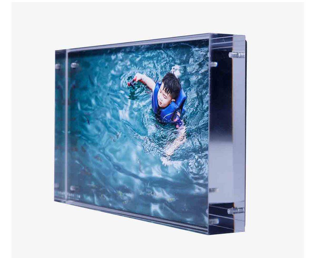 KODAK Crystal Photo Frame Kit - Cadre Transparent, Format A6 (10x15cm), 5 Feuilles de Papiers Photos et une Feuille Mag-1