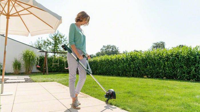 Coupe-bordures Bosch Home and Garden UniversalGrasCut 18 sans fil sans batterie 18 V Largeur de coupe (max.): 26 cm-2