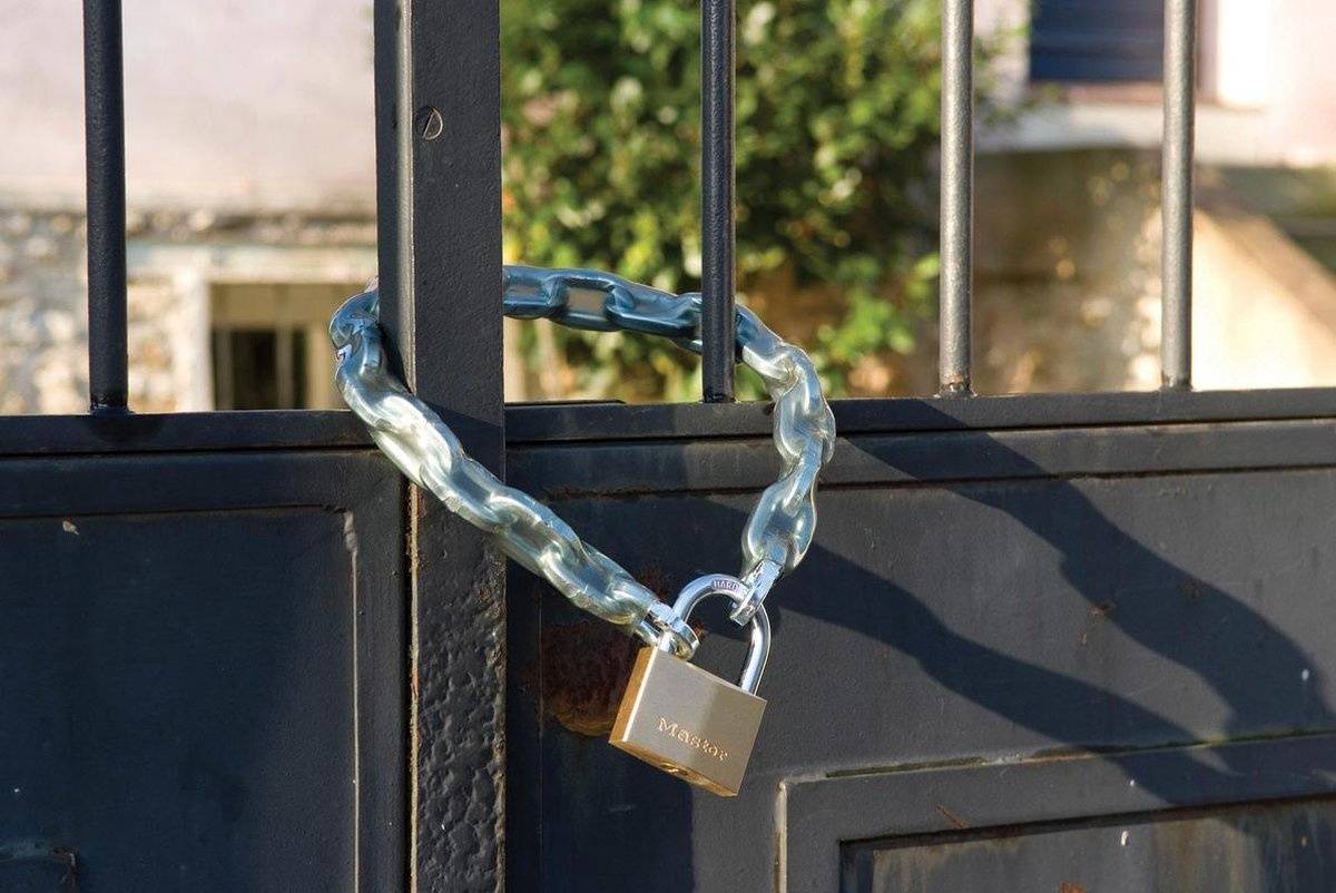 Master Lock 2960EURD Cadenas à Clé Extra Fin en Laiton, Doré, 8,8 x 6 x 2,1 cm-1