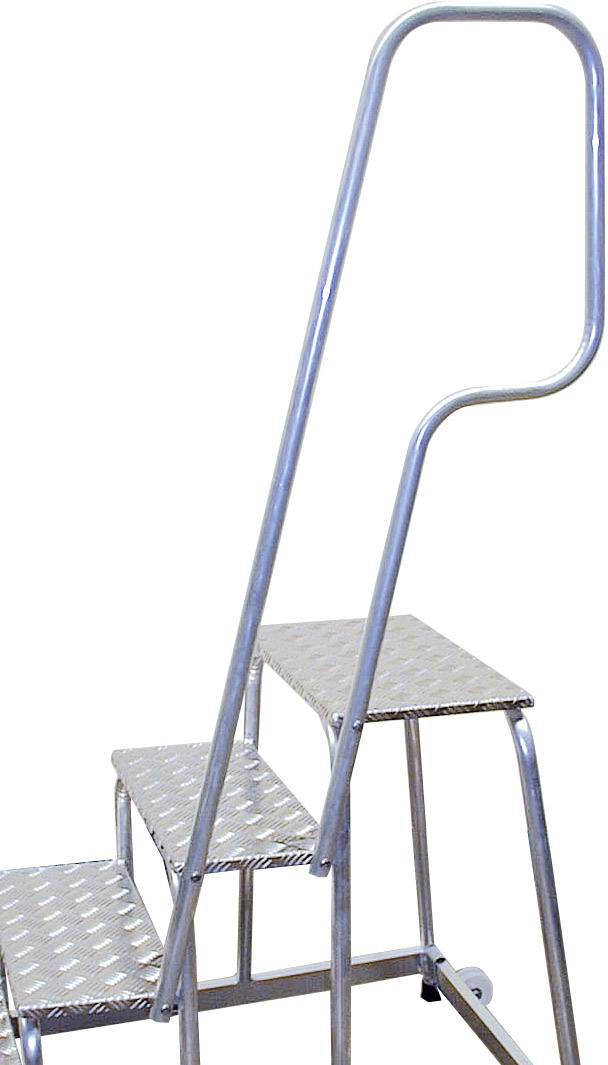 Échelle à marches métalliques à trois échelons, avec une main courante incurvée à droite, montée sur roulettes pour un transport facile.
