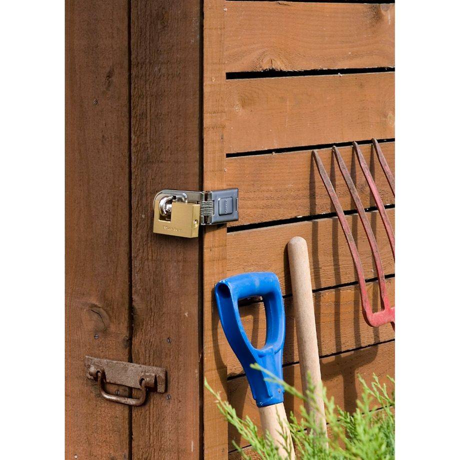 Master Lock 608EURD Cadenas Rectangulaire en Laiton Massif à Clé, Doré, 8,3 x 8,5 x 1,8 cm-1