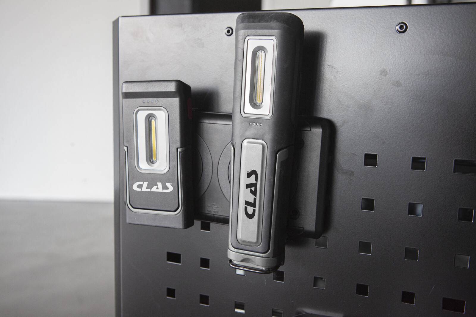 Base de chargement induction double USB/C pour baladeuses OE 0146, OE 0147 - OE 0138 - CLAS Equipements-1