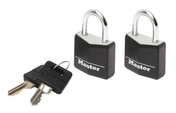 Master Lock 9120EURTBLK Lot de 2 Cadenas à Clé en Aluminium Massif recouvert de Vinyle, noir, 2 x 3,4 x 1,4 cm