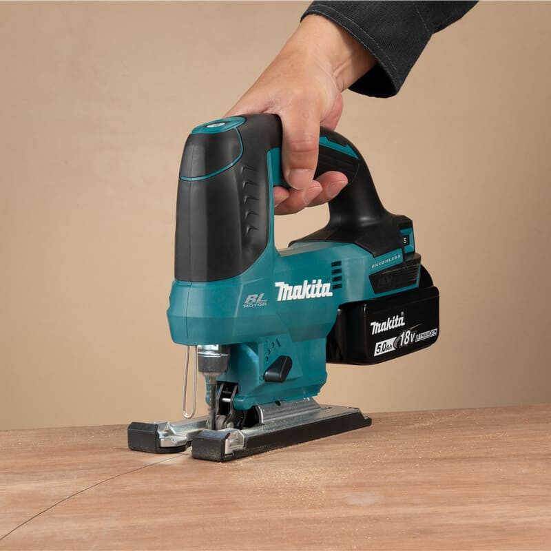 Scie sauteuse 18V LXT -2x3,0 Ah- en MAKPAC - MAKITA DJV184RFJ-1