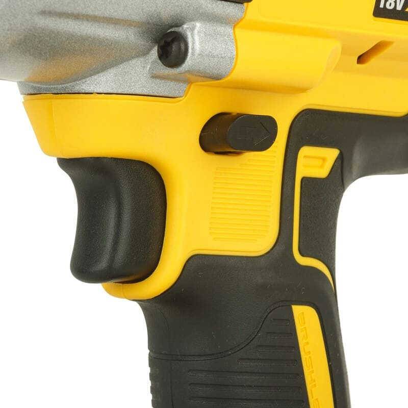 Boulonneuse à chocs 18v 950Nm -solo- en coffret Dewalt DCF899NT-4