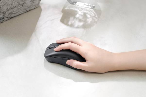 ASUS Wireless Mouse MD102, Droitier, Optique, RF sans fil + Bluetooth, 1600 DPI, Gris
