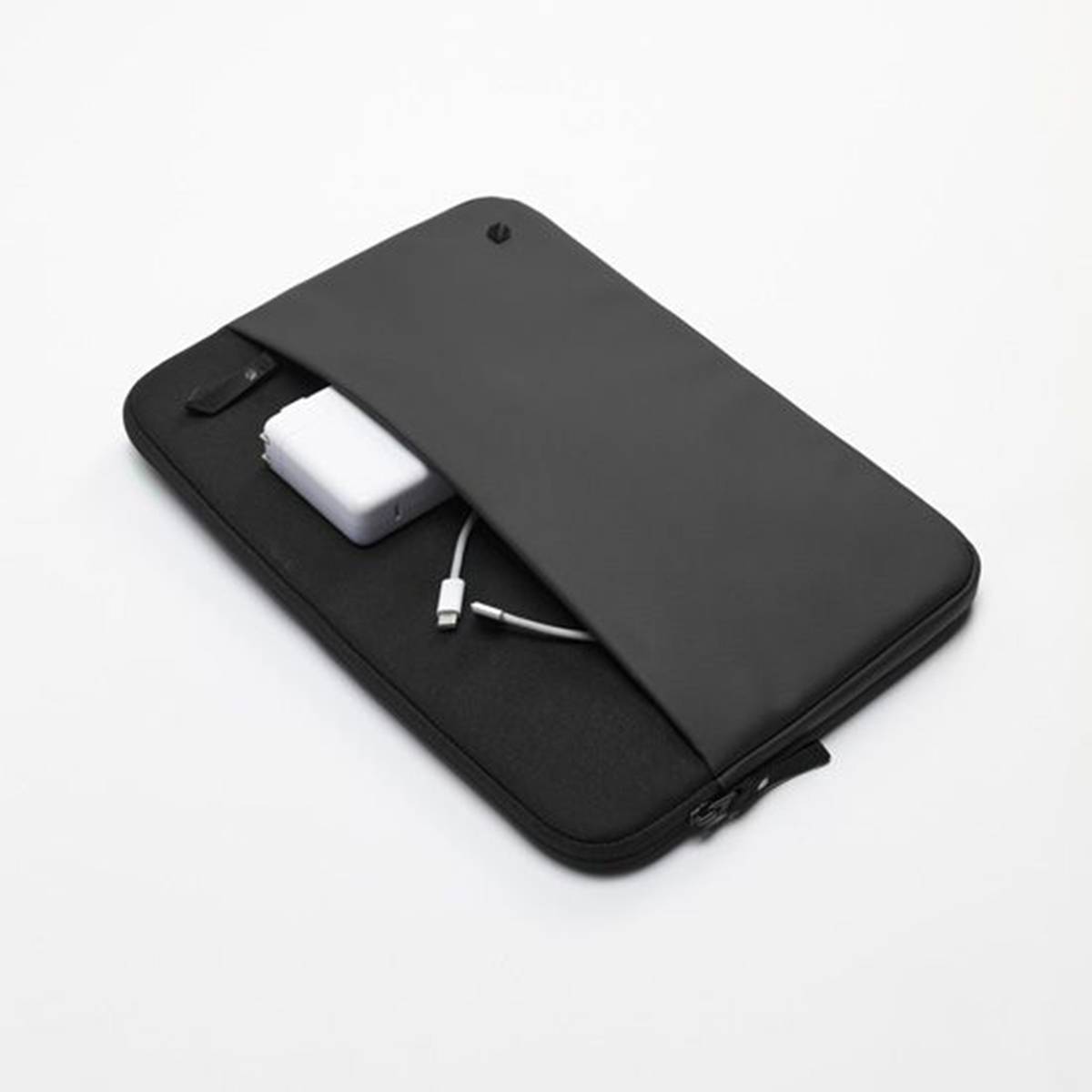 Housse pour MacBook Pro 14 pouces Zippée en Polyester-3