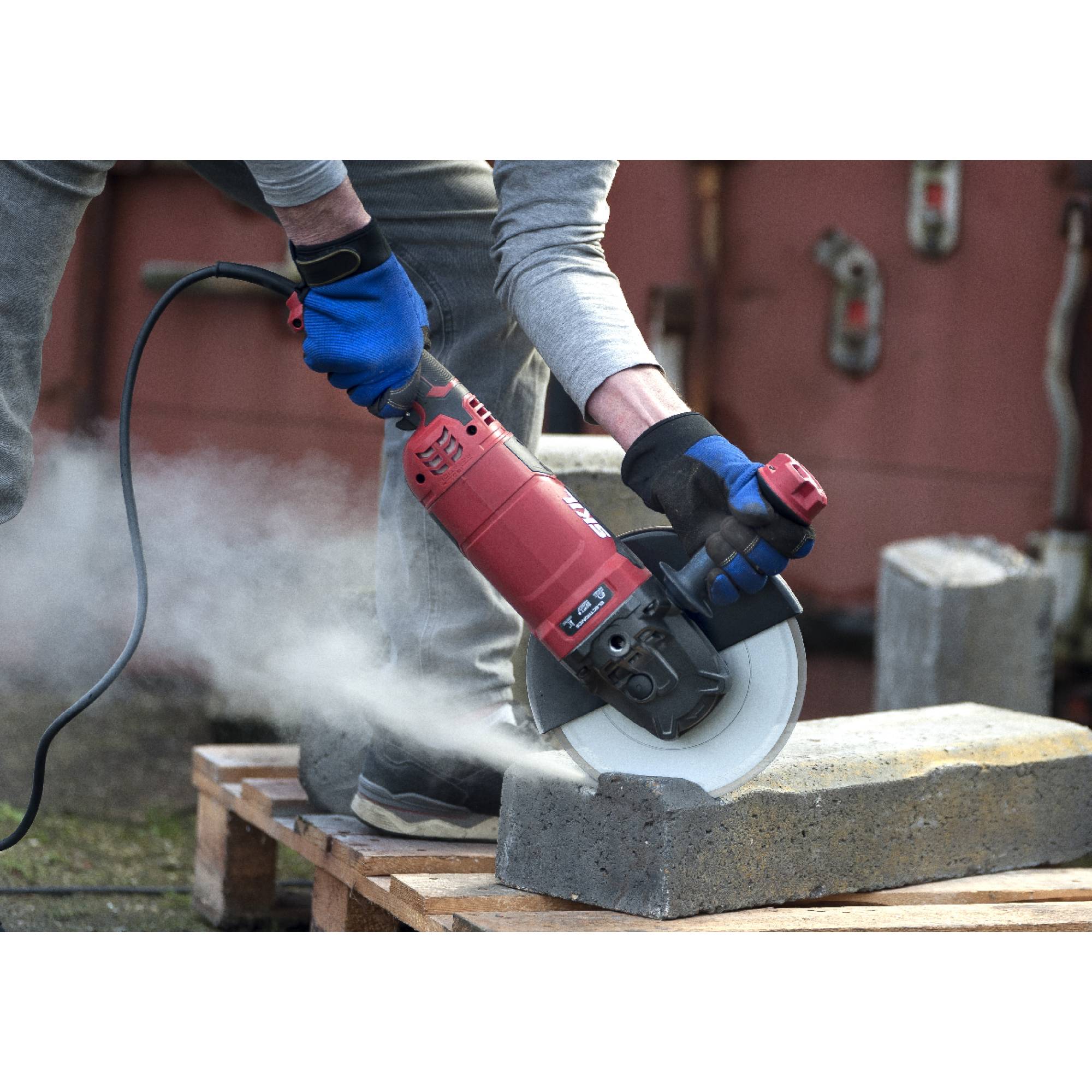 Meuleuse Skil 230mm Puissance Et Sécurité Pour Gros Travaux - Skil-1