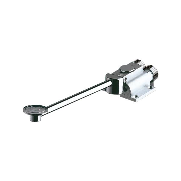 Robinet à commande au pied mâle 15-21