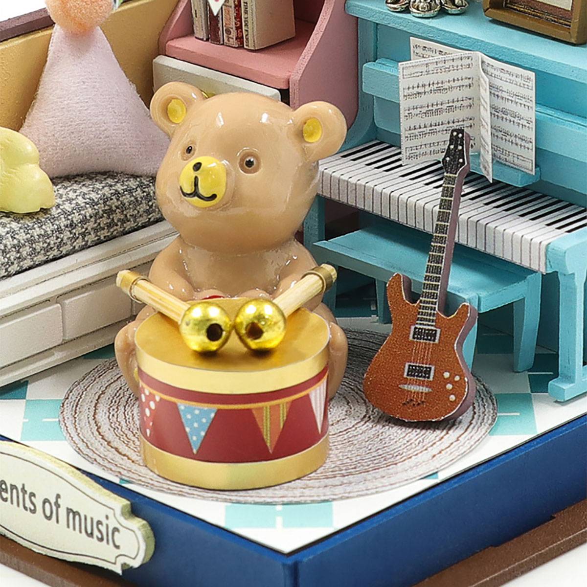 Mini Chambre Musicale DIY à Construire avec Lumière LED et Accessoires-1