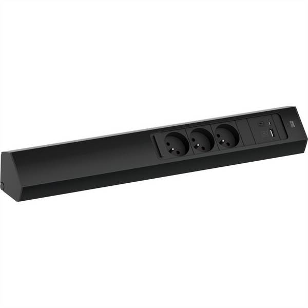 BACHMANN CASIA 2 3xUTE 1xUSB A/C 22W 2,0m AEH SW