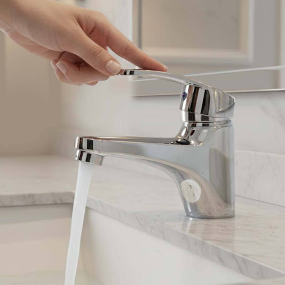 Robinet de Lavabo Monocommande 11×8cm Finition Chromée Eau Chaude et Froide-2