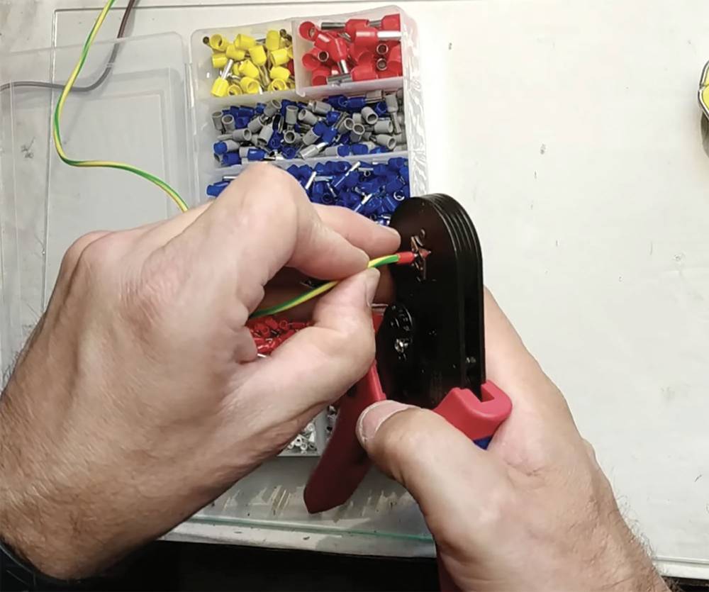 Coffret d'assortiment de 1200 embouts de cablage, 0.25 à 10mm2 + pince à sertir - Tibelec-2