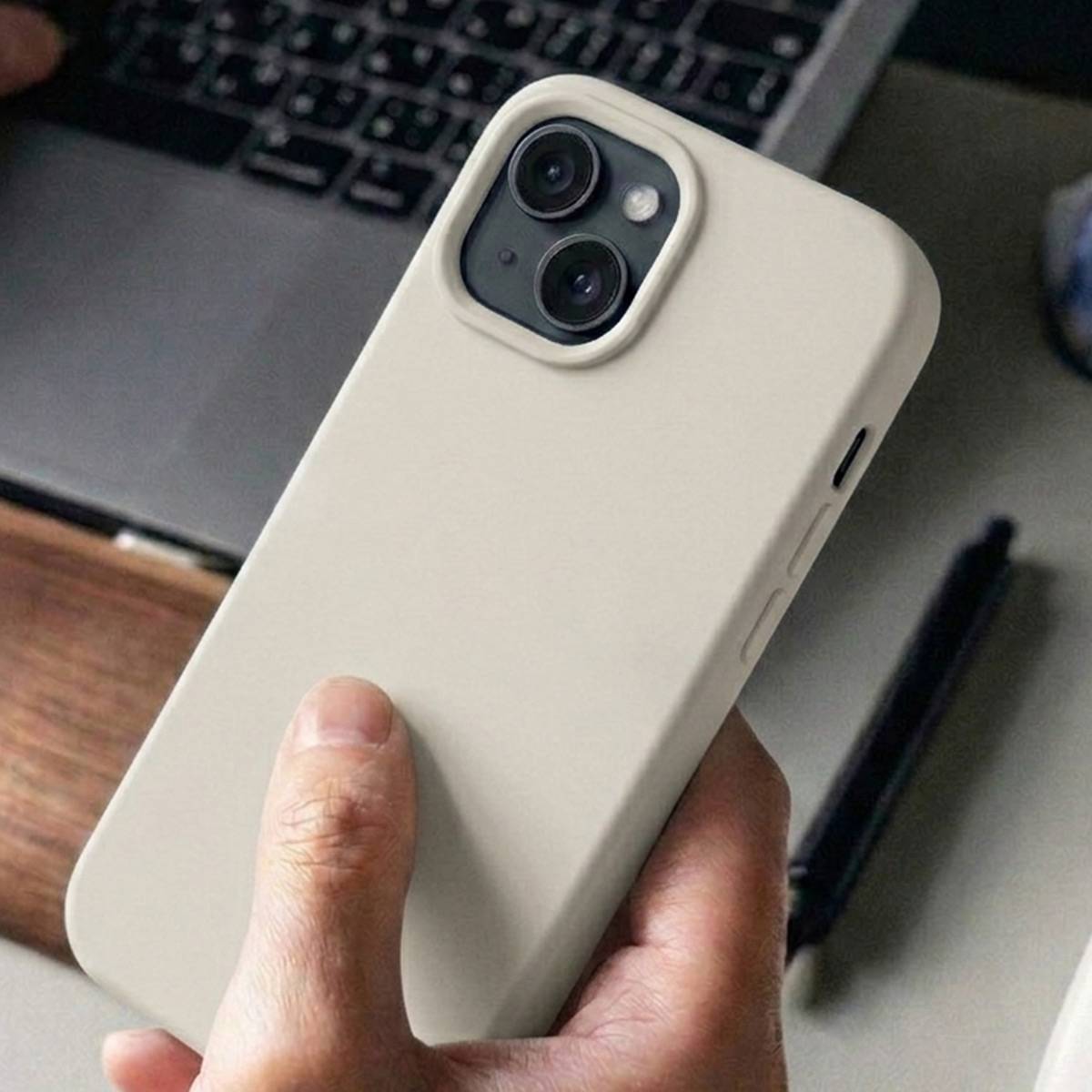 Coque pour iPhone 15 Plus MagSafe Souple Antichoc Série SolidX-4
