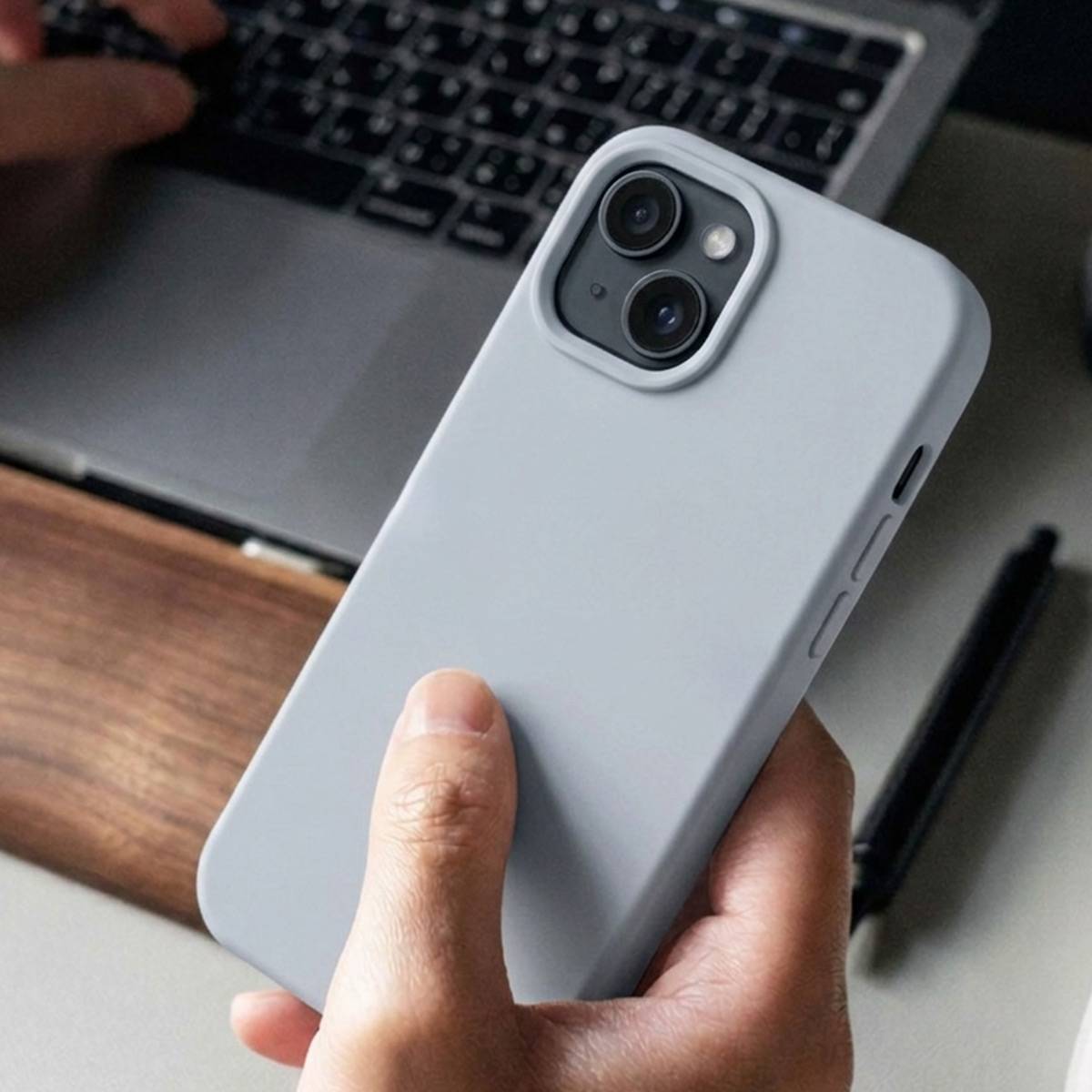Coque pour iPhone 15 Plus MagSafe Souple Antichoc Série SolidX-4