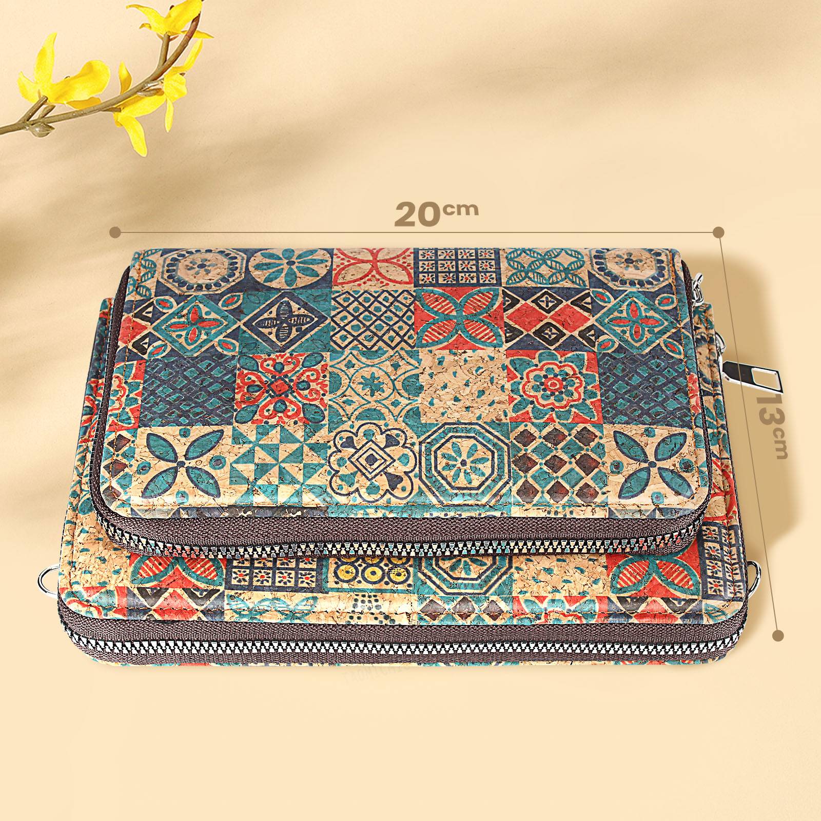 Pochette en Liège Bandoulière Deux Poches Zip Motif Céramique-3