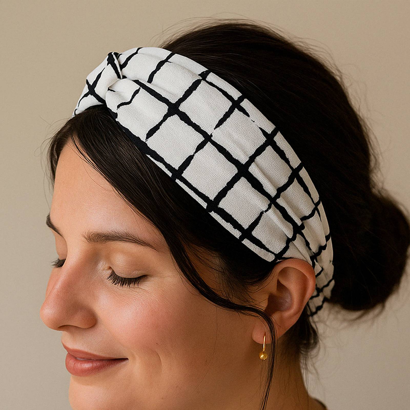 Bandeau Torsadé pour Cheveux Casual en Tissu Crêpe à Carreaux Rétro Blanc-2